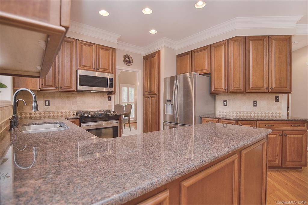 525 Cranborne Chase, Unit 12 Fort Mill, SC 29708 - Photo 3 of 30
