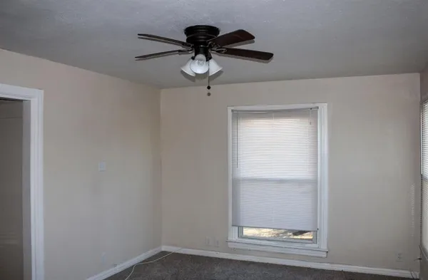 $1,475 | 202 Southeast 9th Street, Grand Prairie, TX 75051