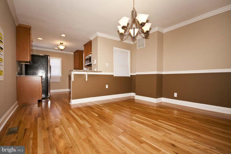 3724 Flowerton Road Baltimore, MD 21229 - Photo 20 of 28 Interior (General)