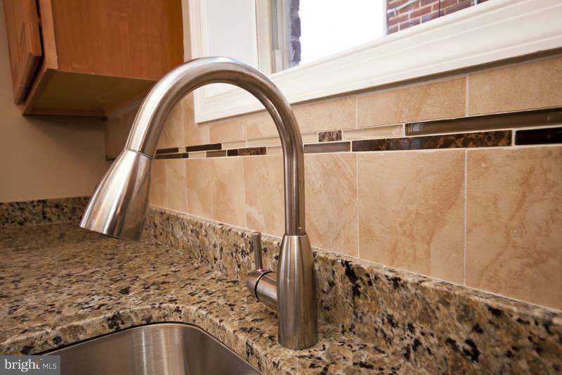 3724 Flowerton Road Baltimore, MD 21229 - Photo 21 of 28 Interior (General)