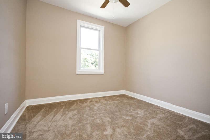 3724 Flowerton Road Baltimore, MD 21229 - Photo 7 of 28 Bedroom