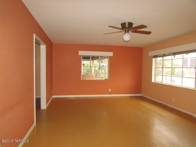 2802 East Devon Street Tucson, AZ 85716 - Photo 3 of 36