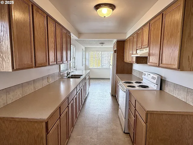 $695,000 | 2307 Willamette Street, Eugene, OR 97405