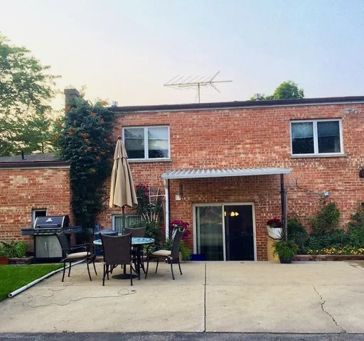 a view of a building with a outdoor space