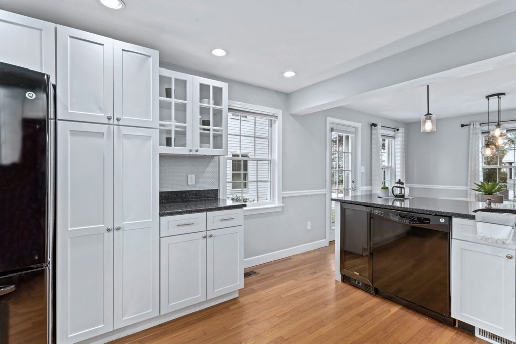 148 Overlook Road Arlington, MA 02474 - Photo 7 of 39 Gallery Image 7