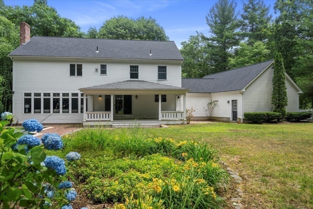 111 Chestnut Street Upton, MA 01568 - Photo 3 of 42 Gallery Image 3
