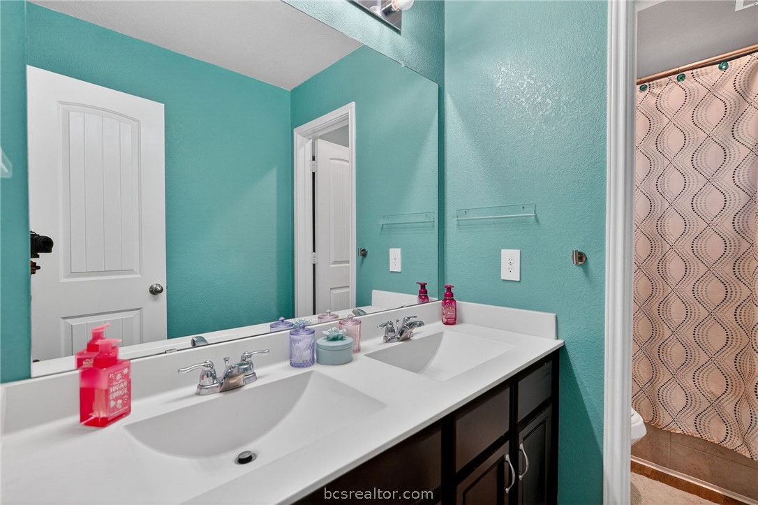 4718 Milagro Loop Bryan, TX 77807 - Photo 33 of 39