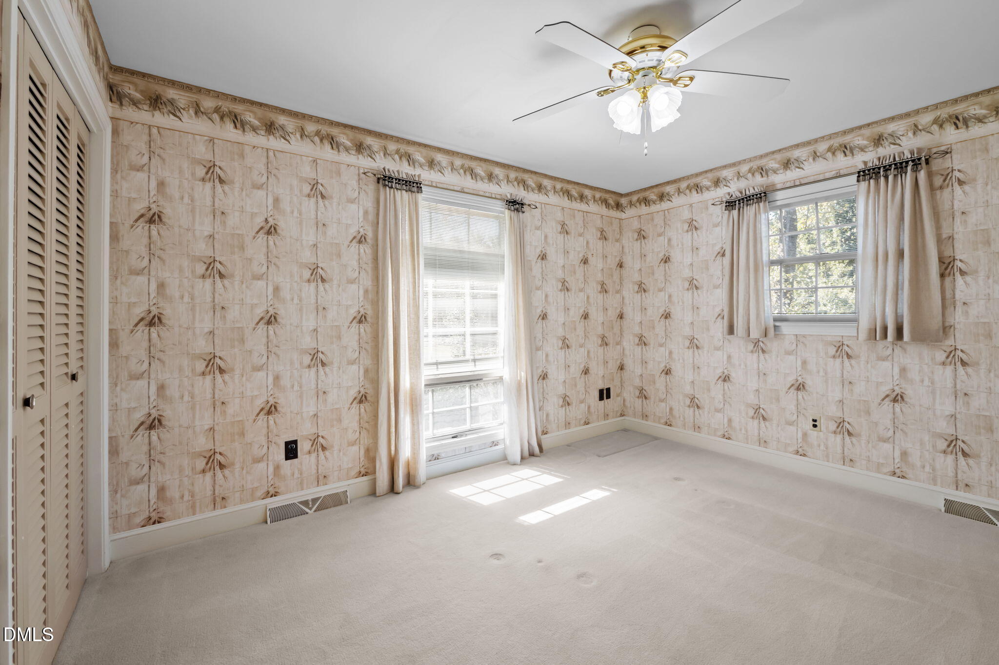 60 Banbury Court Roxboro, NC 27573 - Photo 41 of 59 a view of an empty room with a window