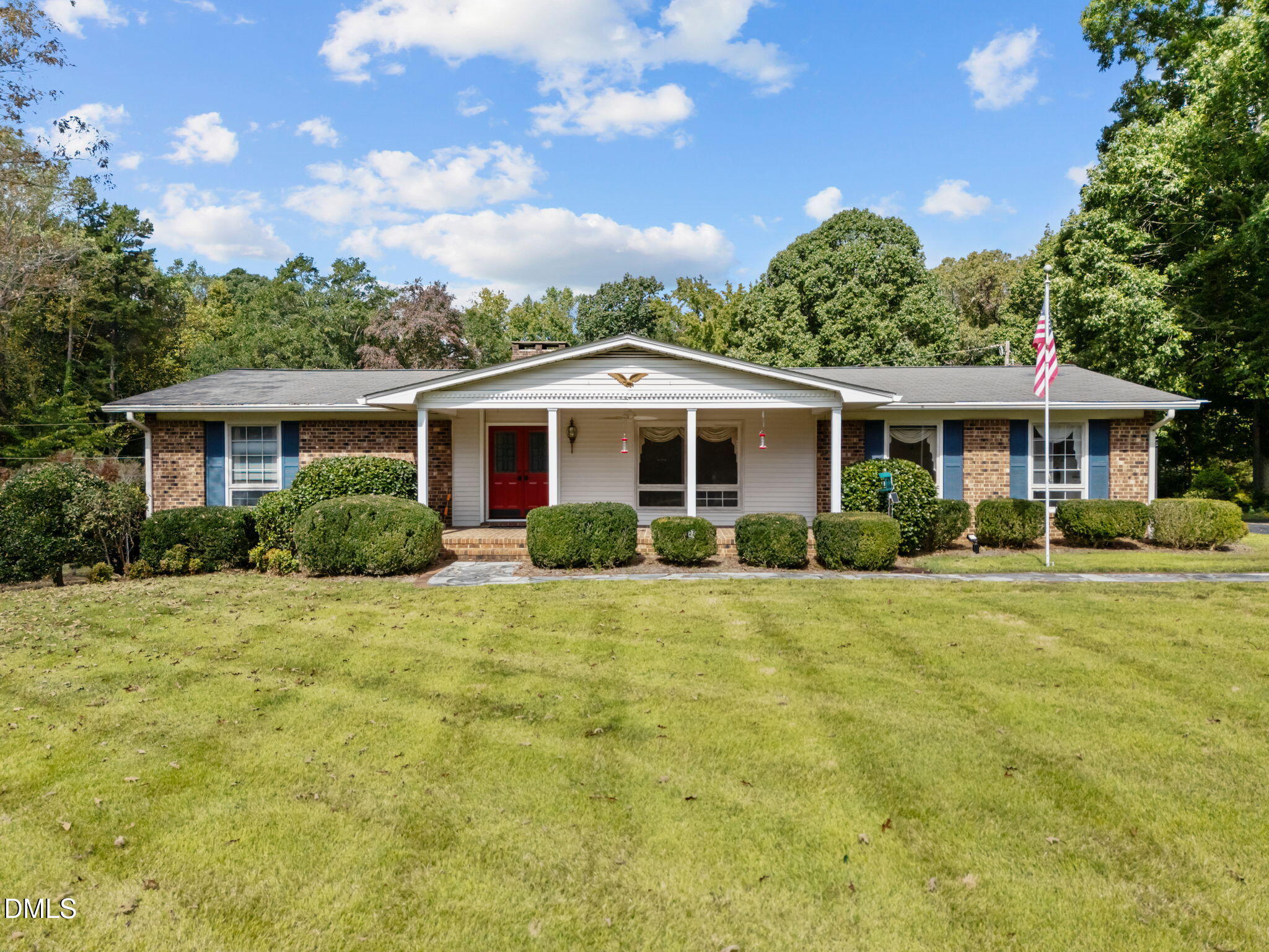 60 Banbury Court Roxboro, NC 27573 - Photo 3 of 59 a front view of a house with a yard
