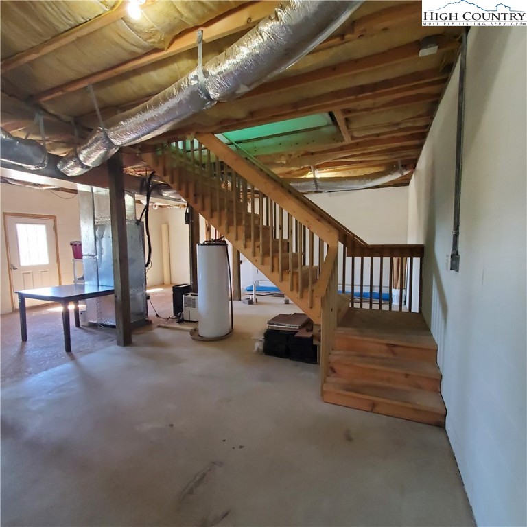 161 Alexander Drive Boone, NC 28607 - Photo 21 of 28 a view of entryway