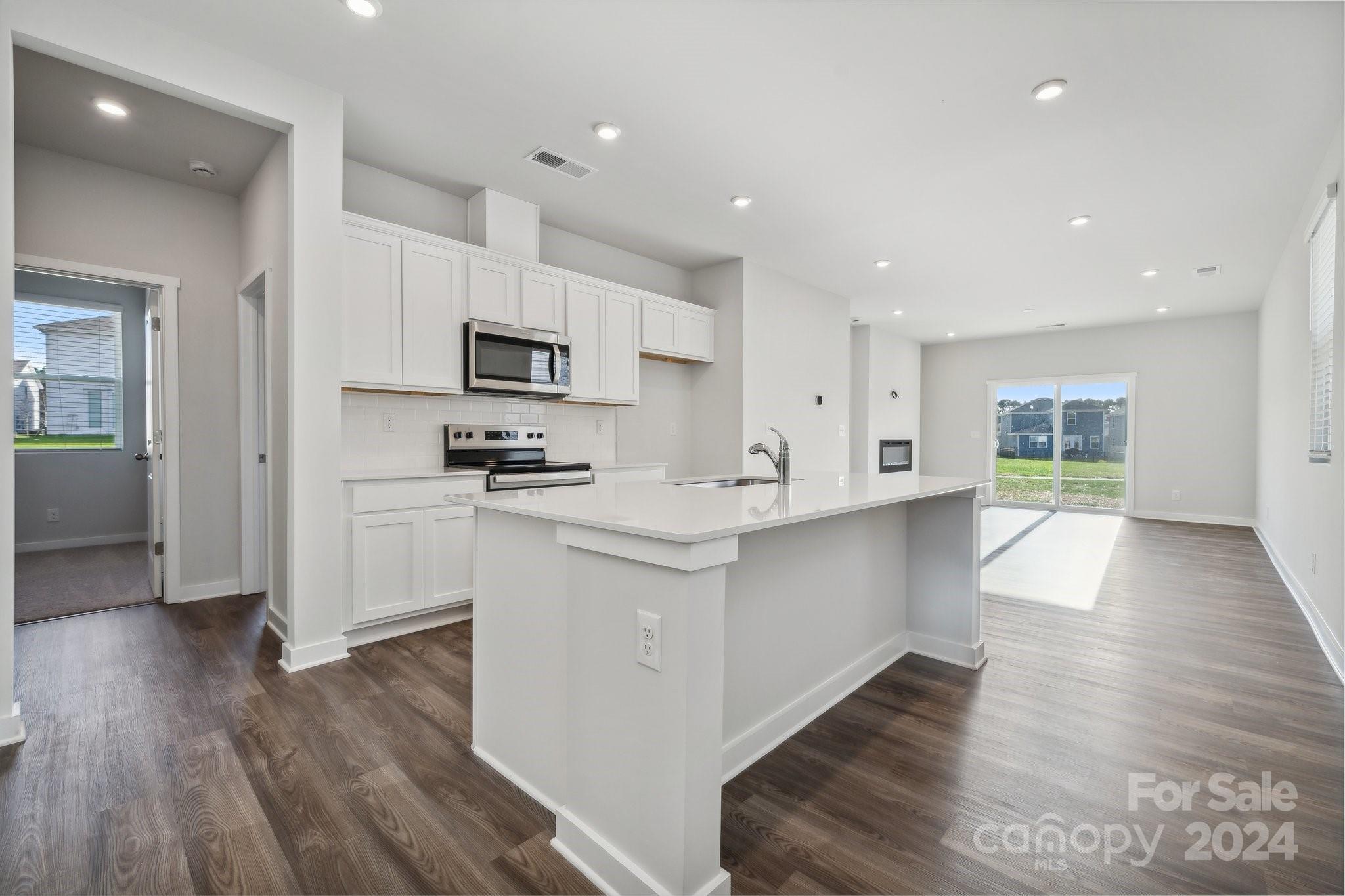 642 Cashion Road York, SC 29745 - Photo 2 of 32 Gallery Image 2
