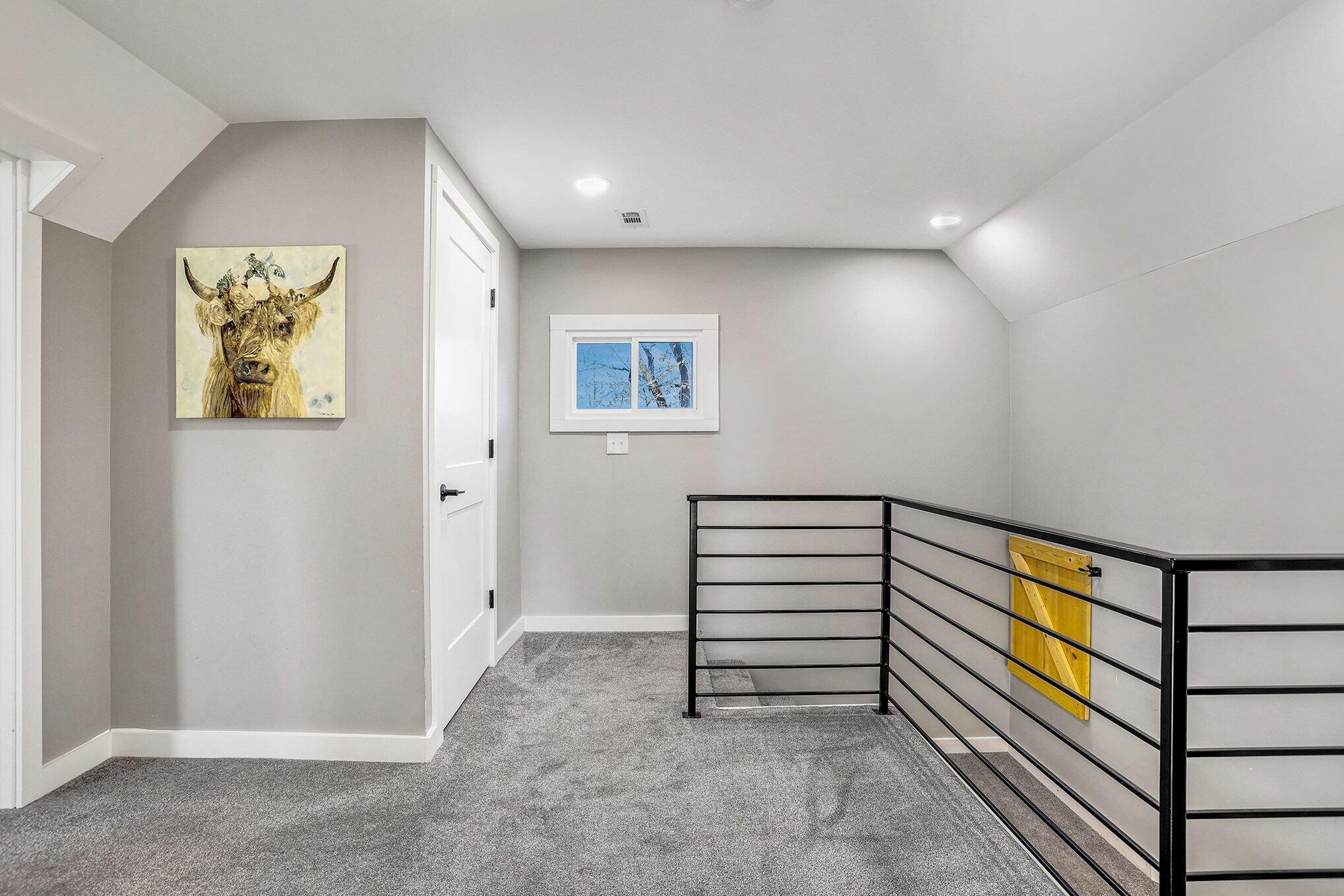 9240 North Branch Road Watervliet, MI 49098 - Photo 24 of 41 024_file_3989