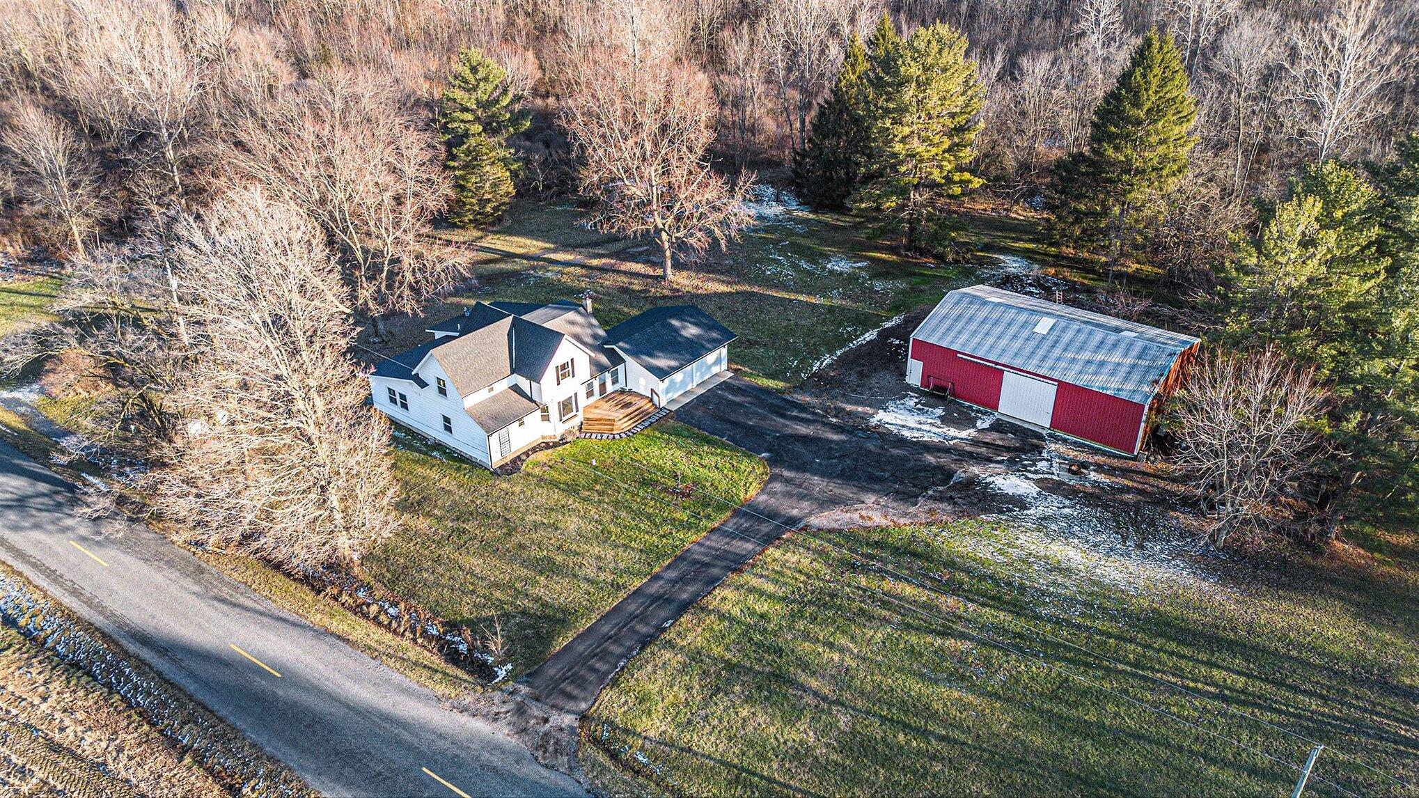 9240 North Branch Road Watervliet, MI 49098 - Photo 38 of 41 038_file_5981