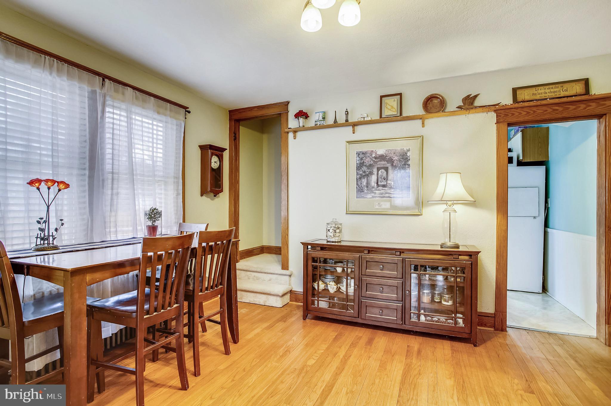 5564 Ashbourne Road Baltimore, MD 21227 - Photo 2 of 30 Dining Room