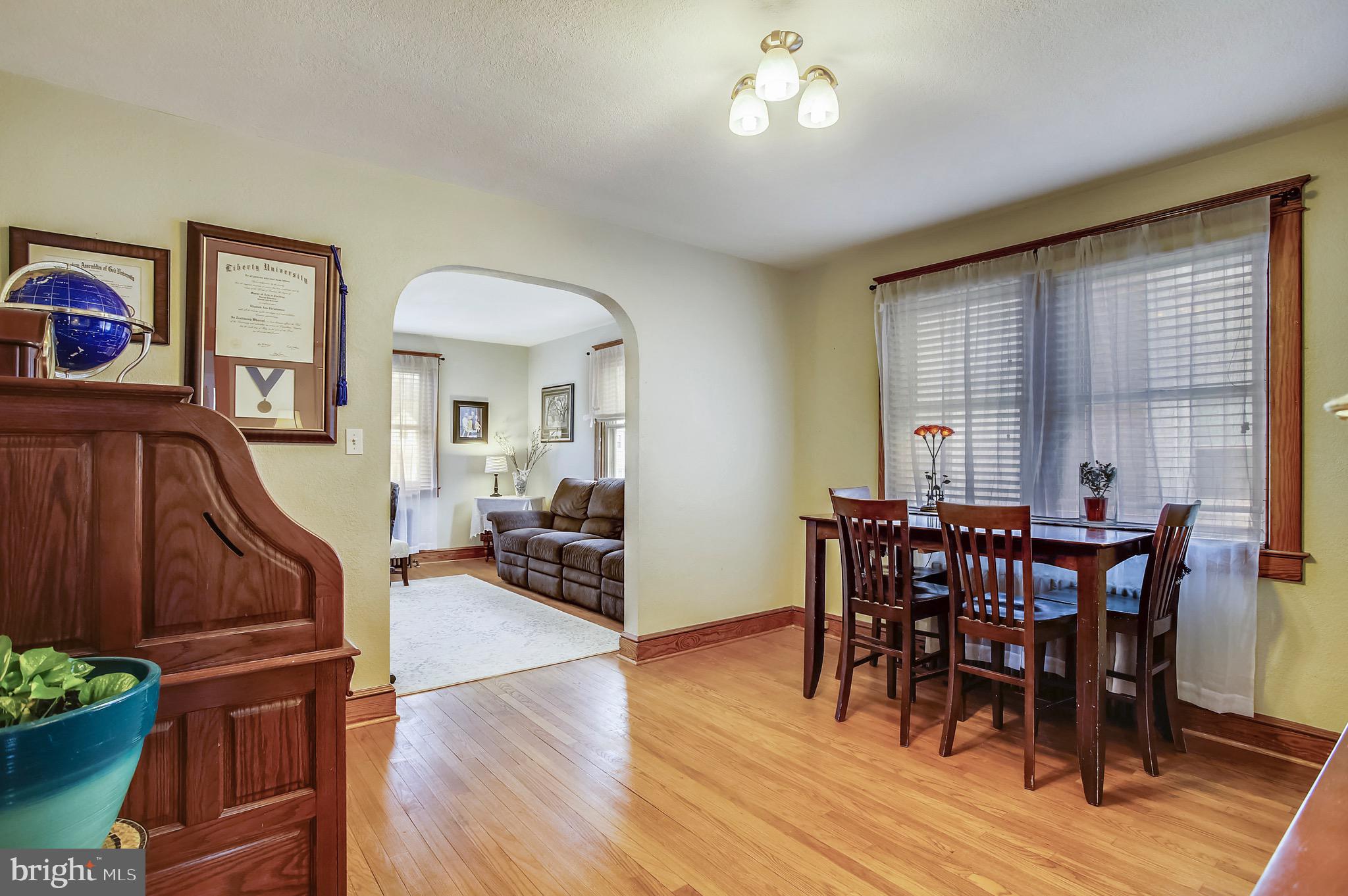 5564 Ashbourne Road Baltimore, MD 21227 - Photo 4 of 30 Dining Room