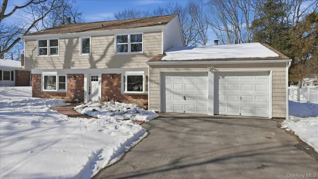 $799,000 | 46 Sycamore Circle, Stony Brook, NY 11790