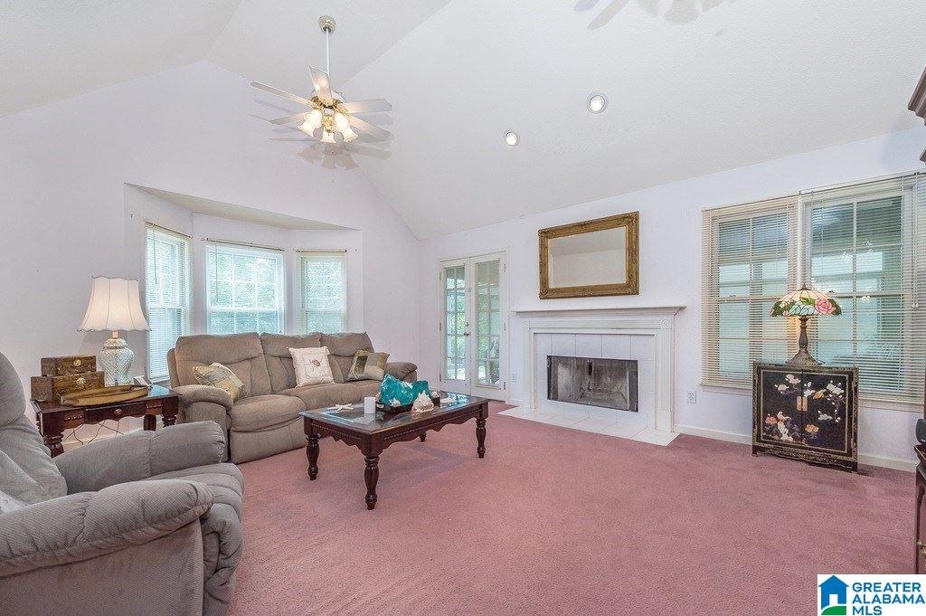 192 Milgray Lane Calera, AL 35040 - Photo 2 of 32