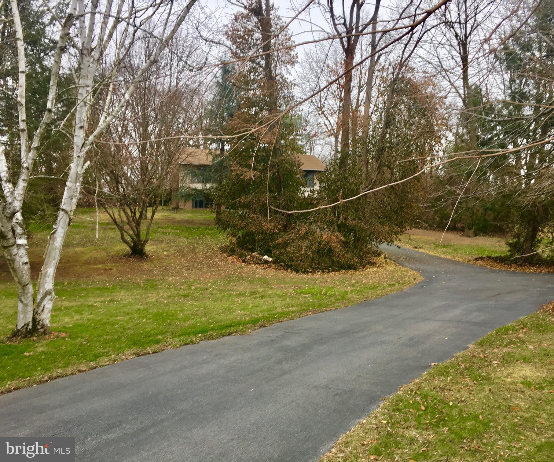 2661 Ritner Highway Carlisle, PA 17015 - Photo 2 of 3 Gallery Image 2