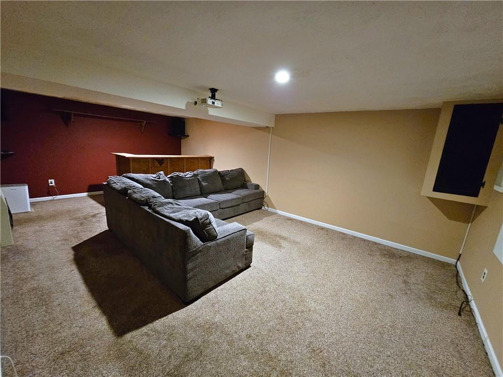 263 Lacock Street Washington, PA 15301 - Photo 15 of 33 a living room with furniture