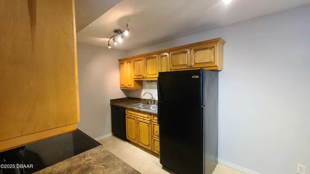 $1,400 | 1600 Big Tree Road, Unit S8, Daytona Beach, FL 32119