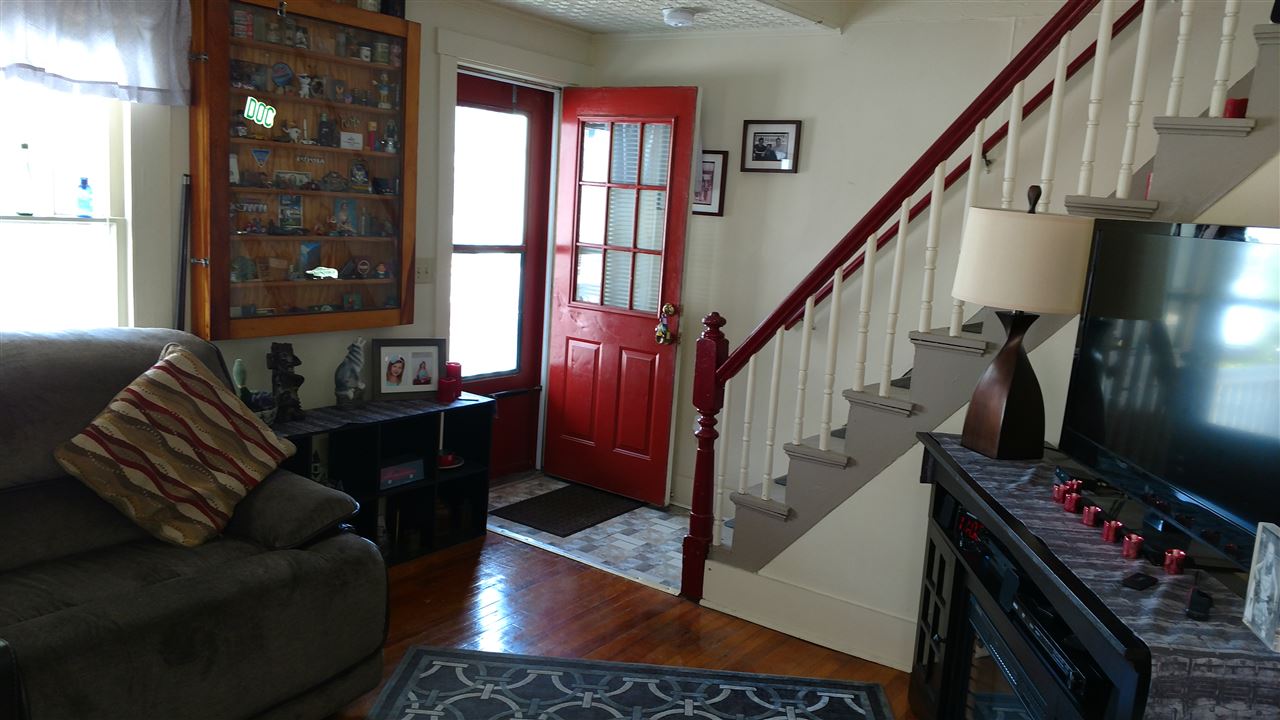 15 Myrtle Street Rochester, NH 03867 - Photo 6 of 11
