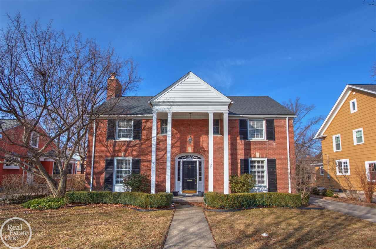 1147 Harvard Road Grosse Pointe, MI 48230 - Photo 1 of 48 31342989.JPG