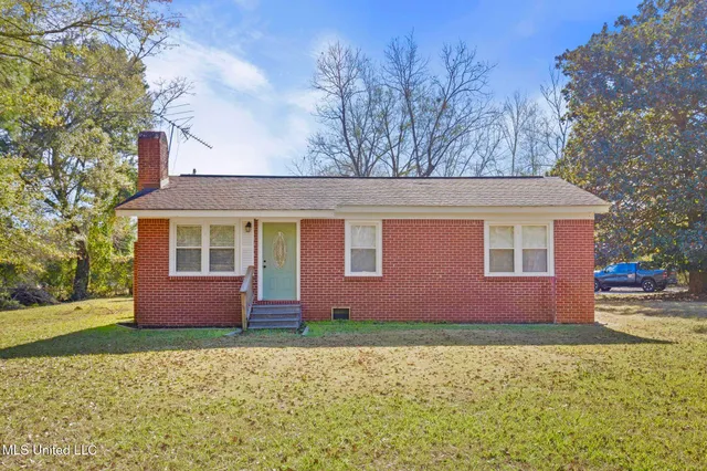 $185,000 | 7601 Jim Ramsay Road, Vancleave, MS 39565