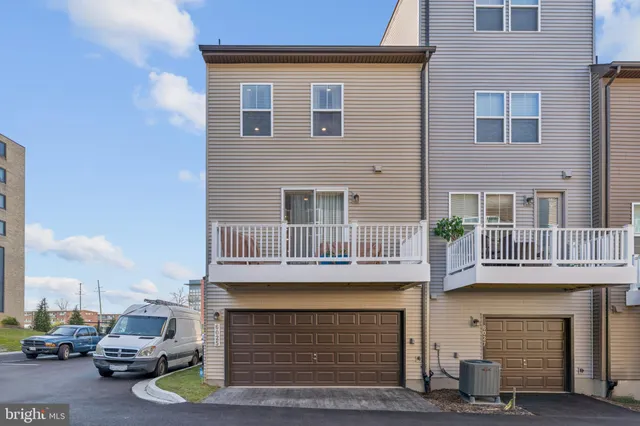 $625,000 | 6025 Soho Way, Hyattsville, MD 20782