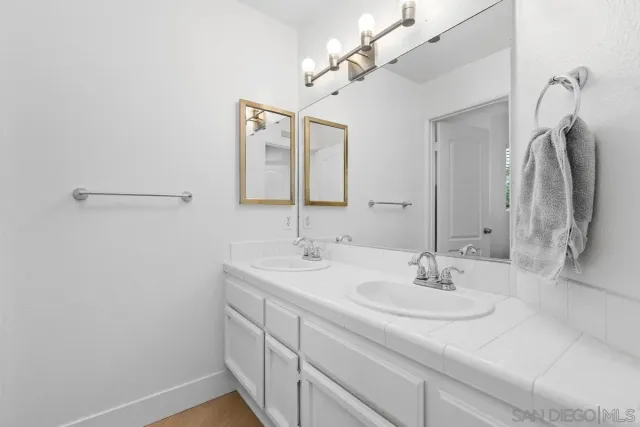 $1,300,000 | 4208 Baroque Terrace, Oceanside, CA 92057