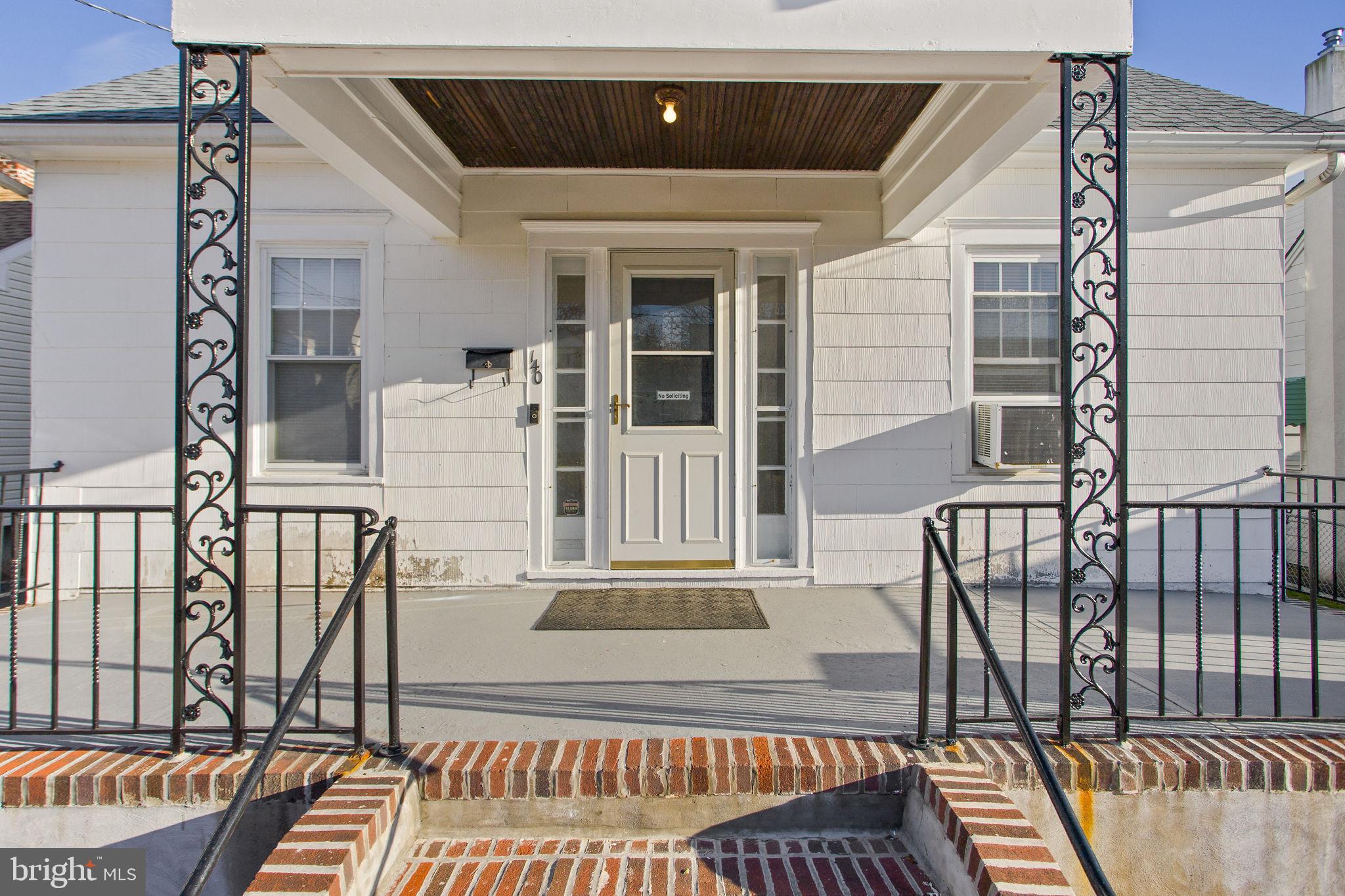 140 Maddock Avenue Hamilton, NJ 08610 - Photo 4 of 29 a view of balcony with furniture
