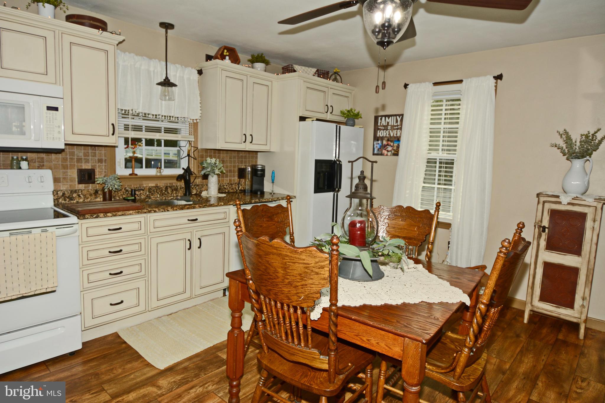 1327 Moulstown Road North Hanover, PA 17331 - Photo 5 of 29