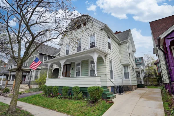 $299,900 | 28 Rundel Park, Rochester, NY 14607