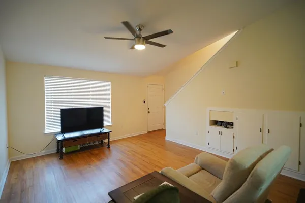 $1,750 | 4434 Gearhart Road, Unit 1802, Tallahassee, FL 32303