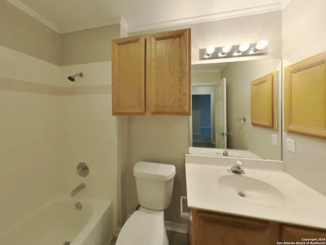 $1,819 | 1220 Idlewood, Schertz, TX 78154