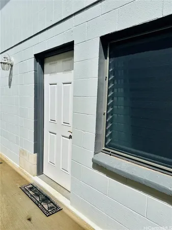 $1,900 | Undisclosed Address, Waimanalo, HI 96795