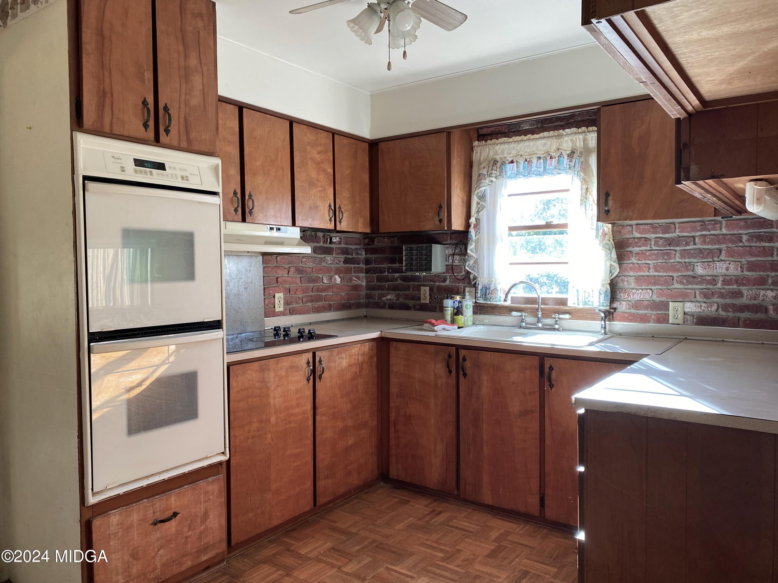 338 Camp Road Oglethorpe, GA 31068 - Photo 5 of 19 IMG_4023