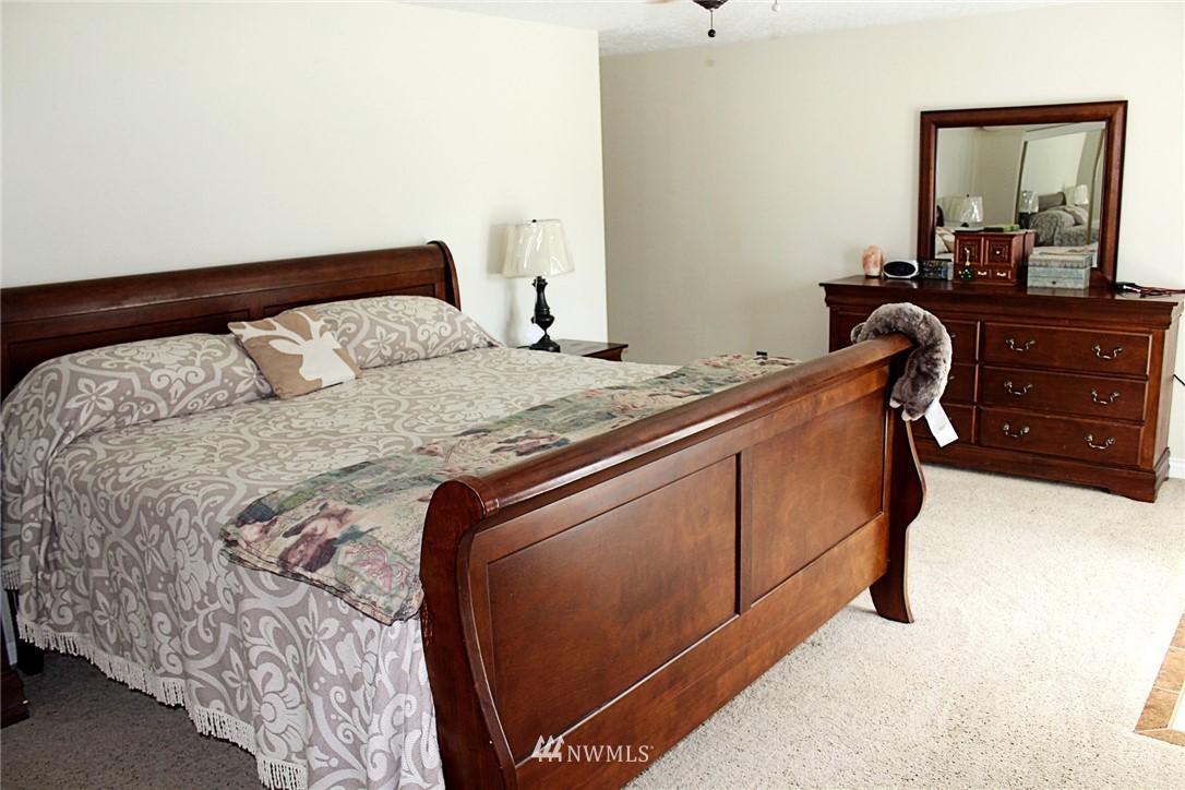 1311 Northwest Airport Road Chehalis, WA 98532 - Photo 17 of 36 Gallery Image 17