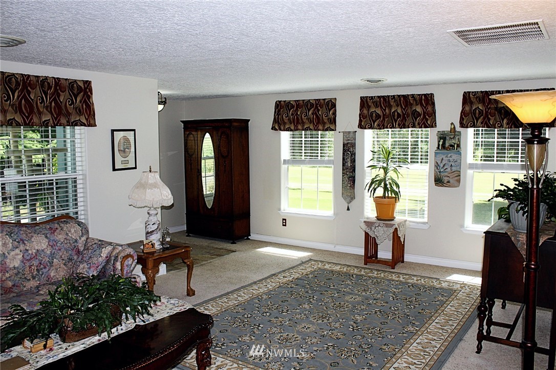 1311 Northwest Airport Road Chehalis, WA 98532 - Photo 8 of 36 Gallery Image 8