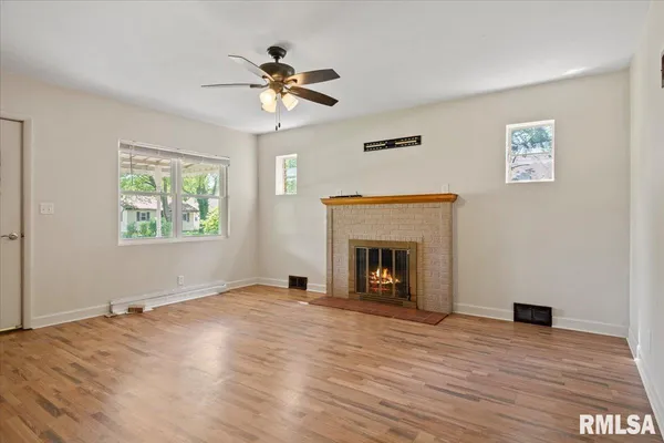 $154,900 | 3211 South 3rd Street, Springfield, IL 62703