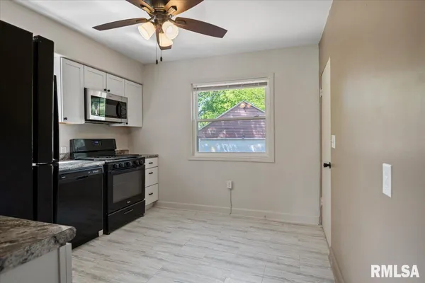 $154,900 | 3211 South 3rd Street, Springfield, IL 62703