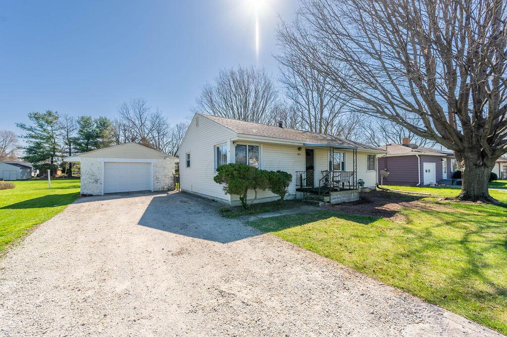 404 Kilbury Road Marion, OH 43302 - Photo 2 of 17 DSC_1384-HDR-Edit