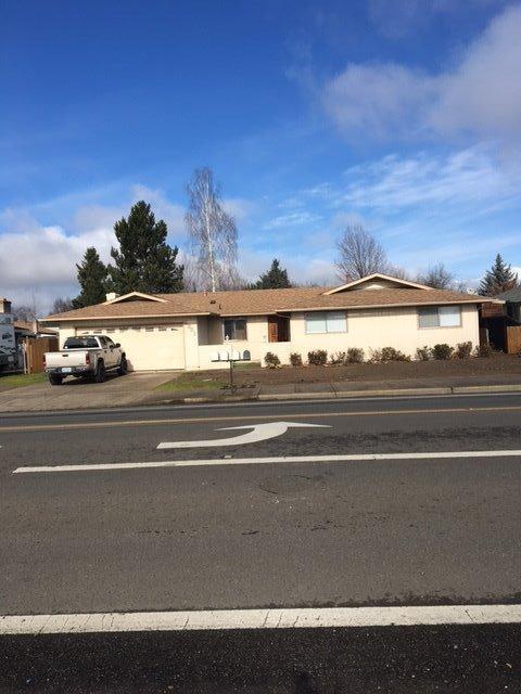2331 Delta Waters Road Medford, OR 97504 - Photo 1 of 15 Primary Photo