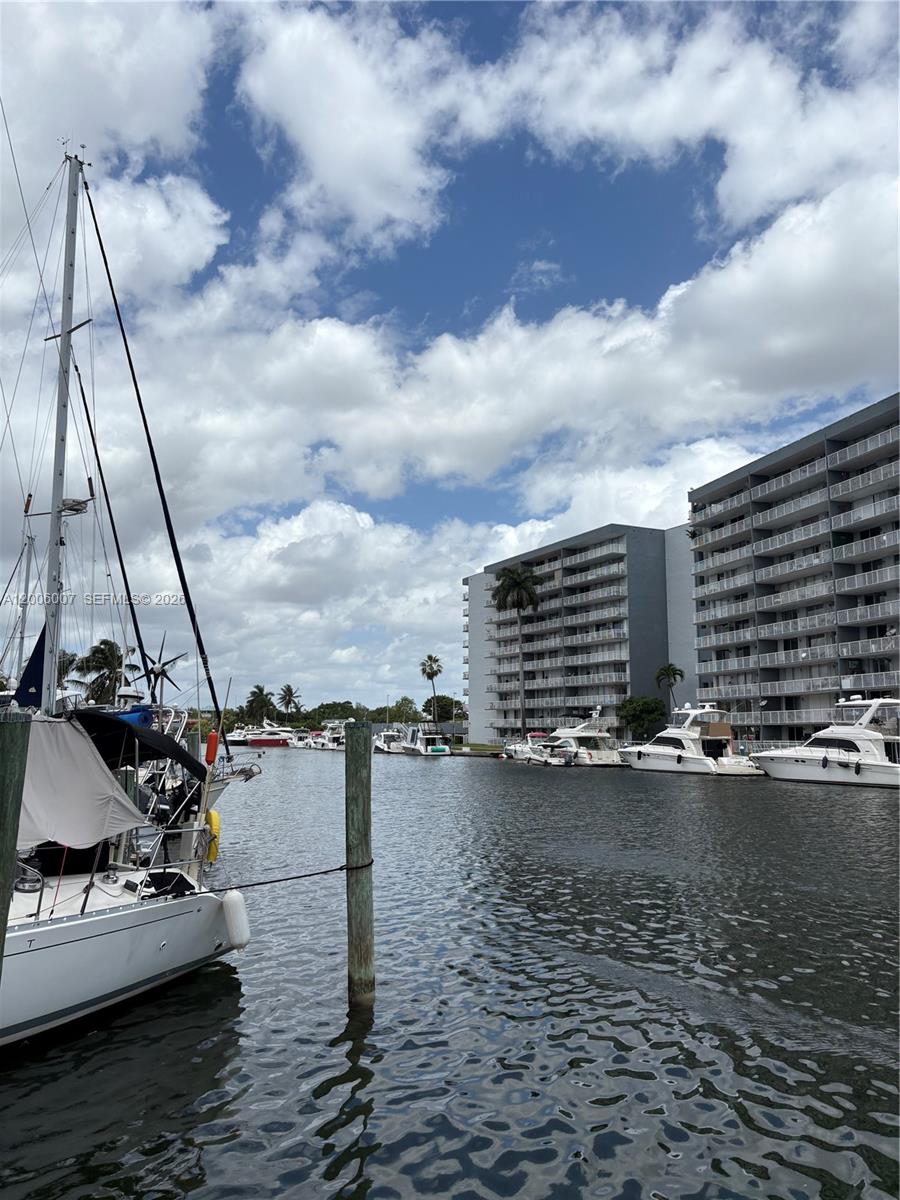 2415 Northwest 16th St Road, Unit 11 Miami, FL 33125 - Photo 4 of 7