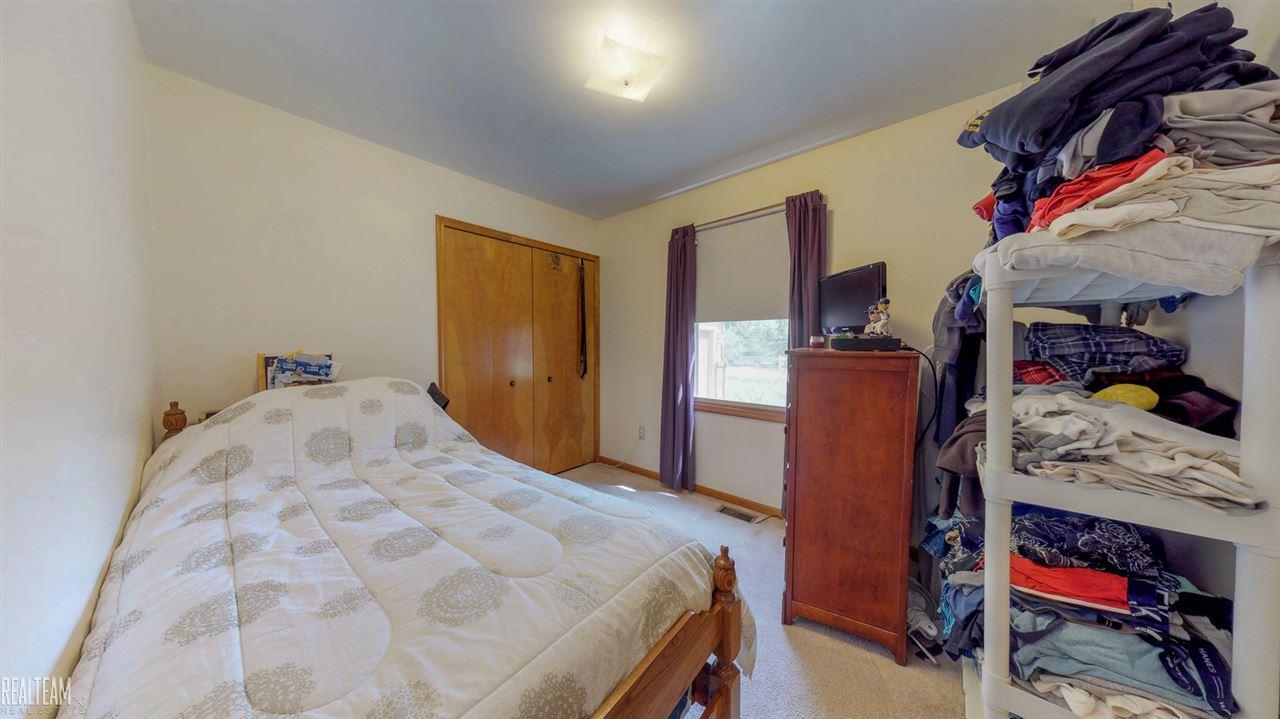 7400 Shea Road Marine City, MI 48039 - Photo 8 of 18 31352198-7.JPG