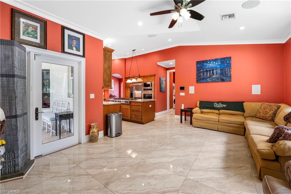 556 6th Street Southeast Naples, FL 34117 - Photo 14 of 47