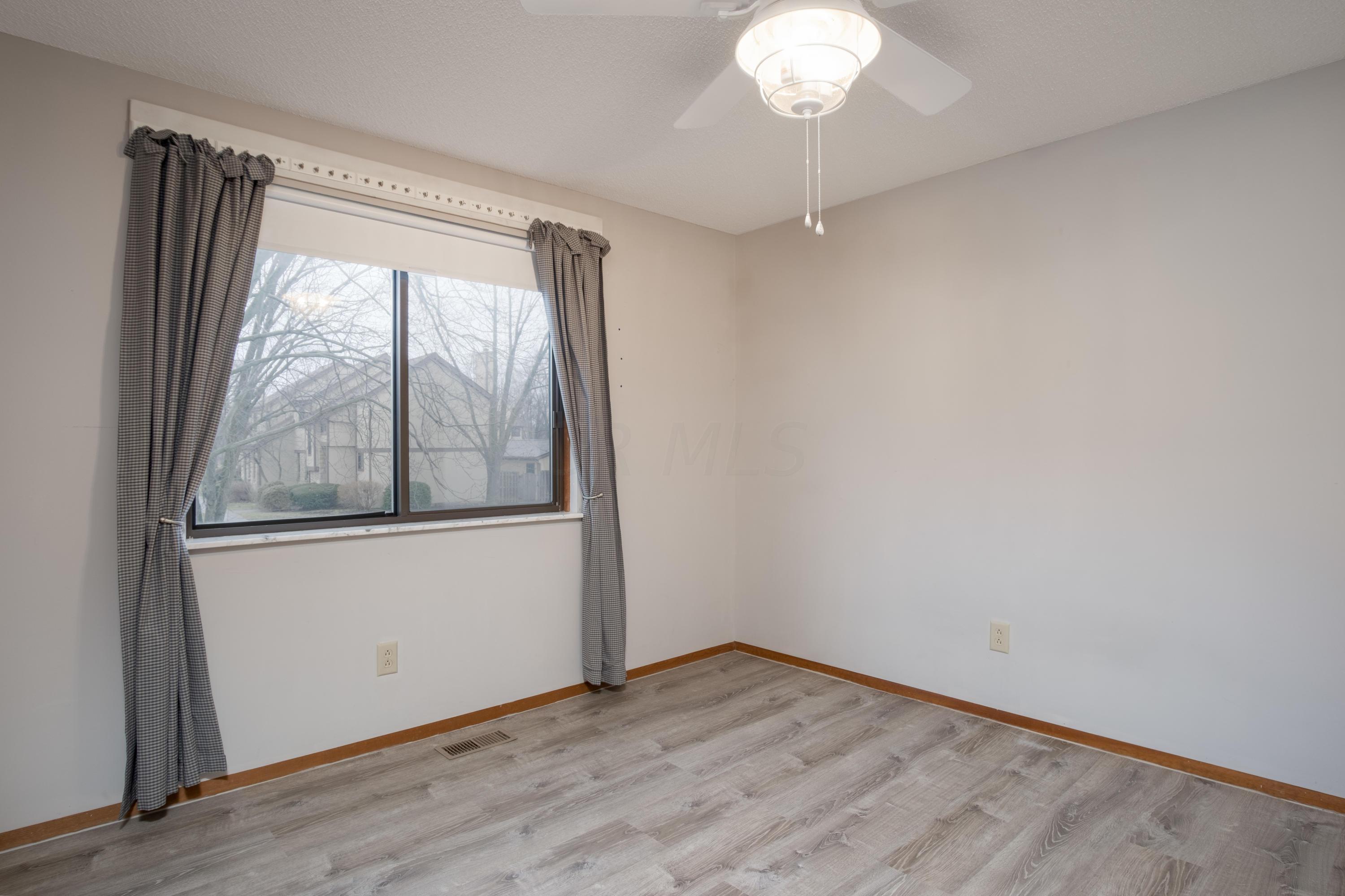 511 Durbin Road, Unit A Columbus, OH 43213 - Photo 12 of 24 Gallery Image 12