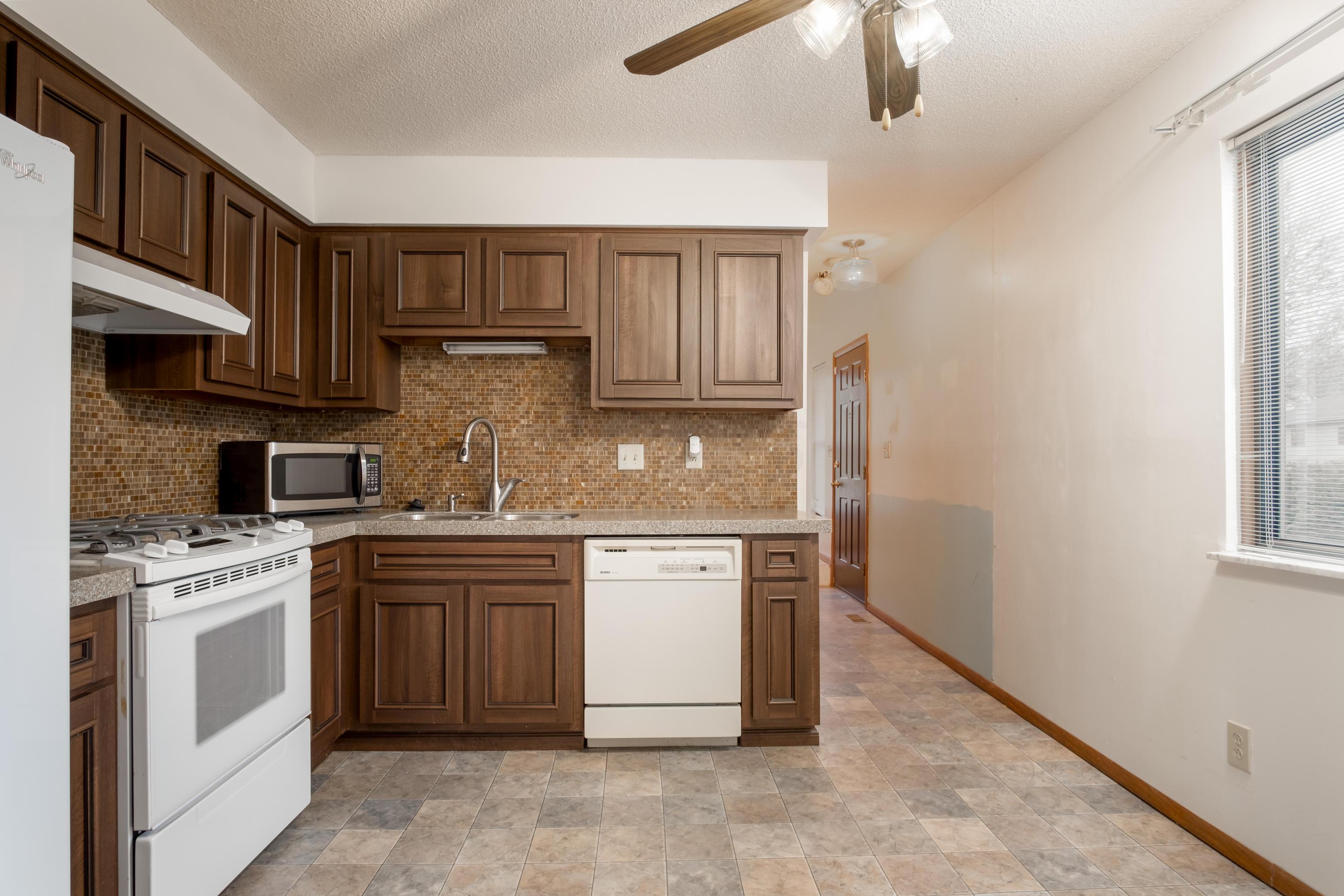 511 Durbin Road, Unit A Columbus, OH 43213 - Photo 3 of 24 Gallery Image 3