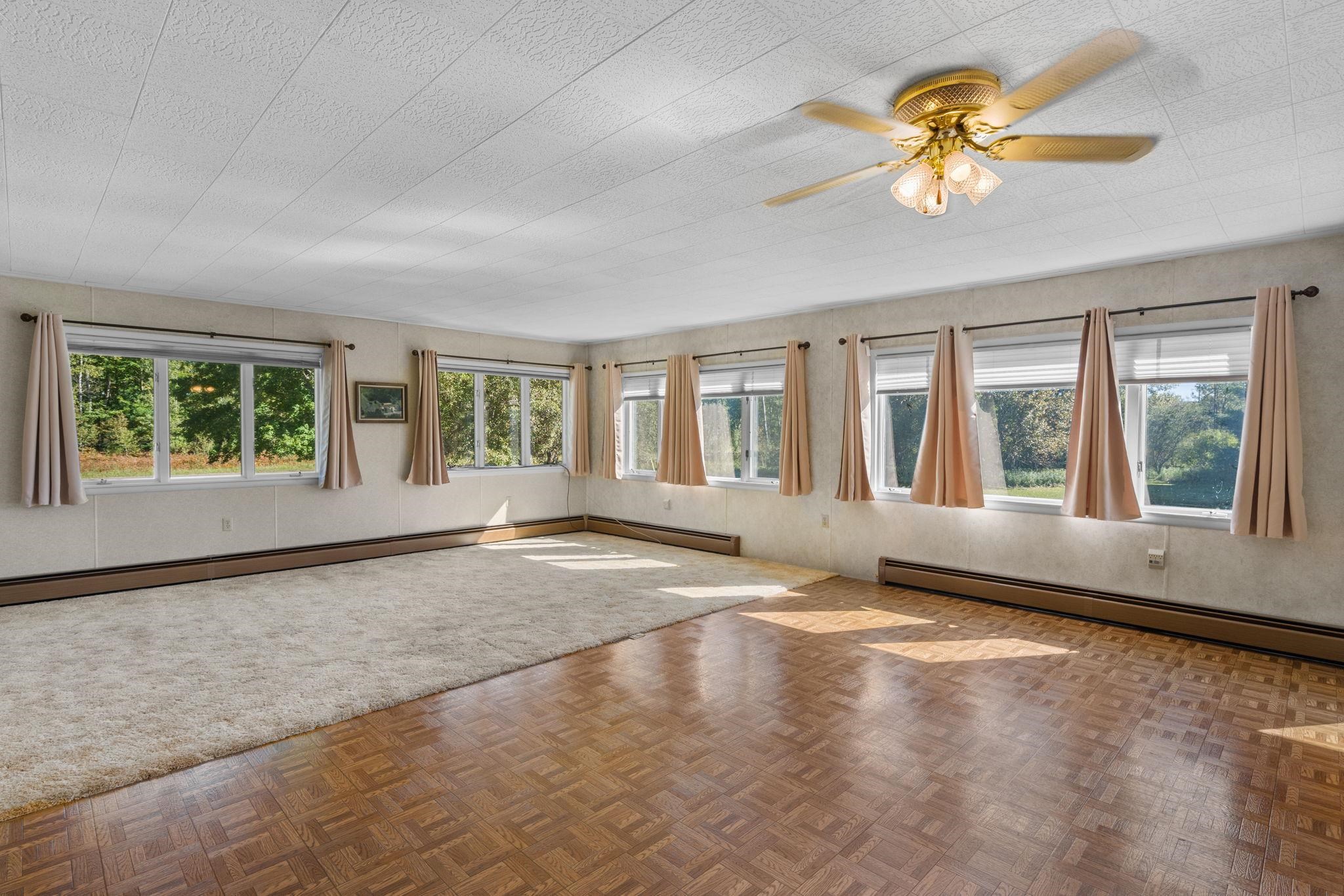 4200 Crofton Road South Boardman, MI 49680 - Photo 13 of 53 1951018-a0e1aba8-8219-4414-8a60-9ebd5e8efa95.JPG