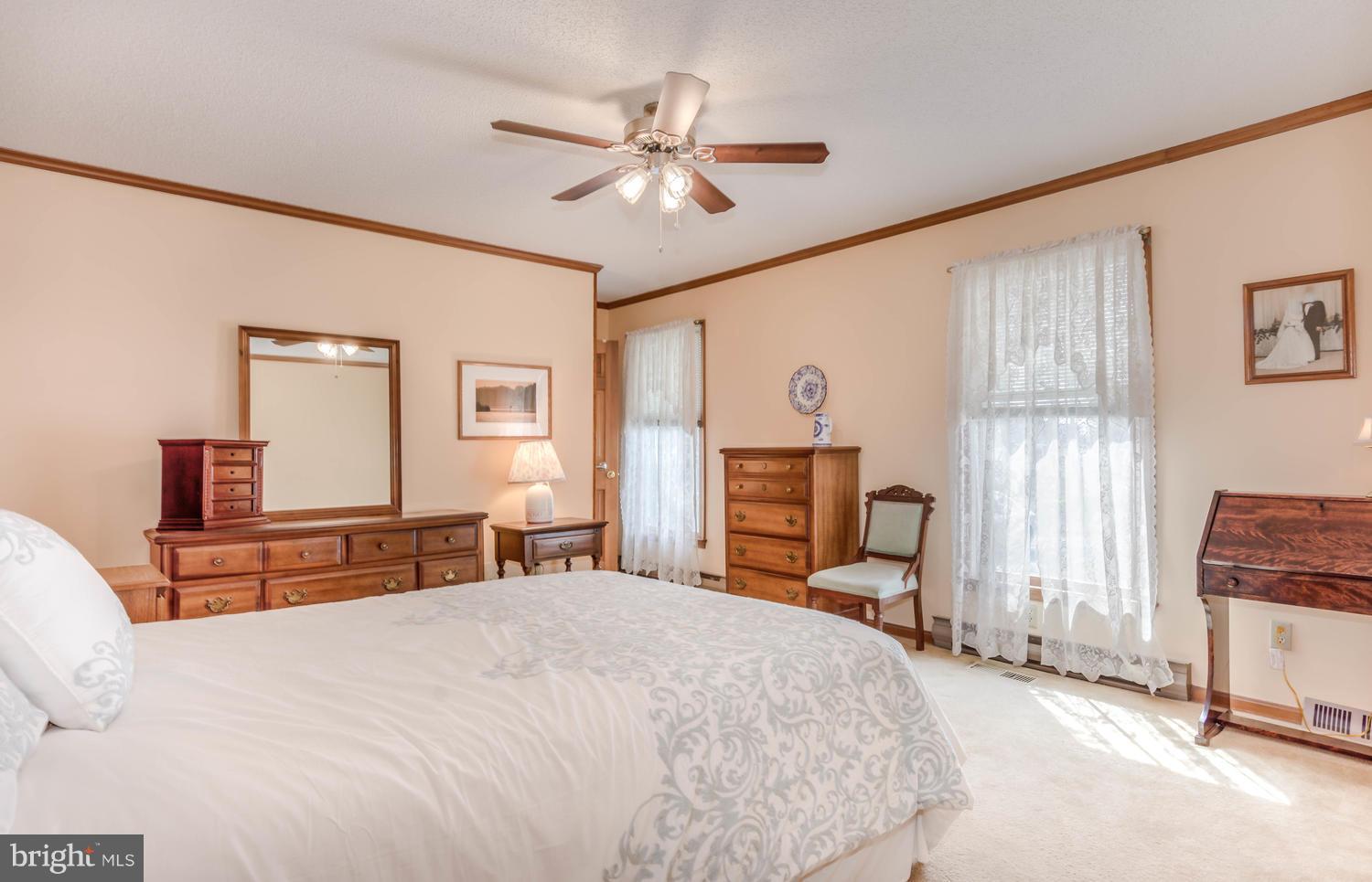 806 Seabreeze Road Cambridge, MD 21613 - Photo 17 of 41 First floor master.