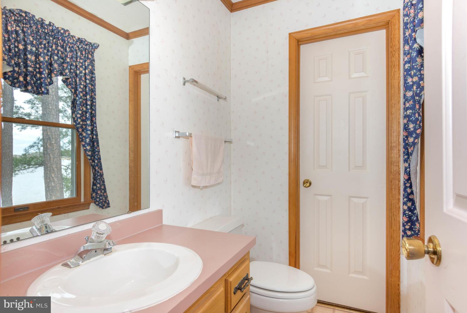806 Seabreeze Road Cambridge, MD 21613 - Photo 21 of 41 Master bathroom with space to add a shower.